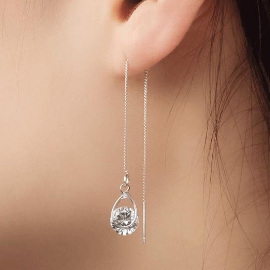 Isalyn – Elegant Long Rhinestone Drop Earrings