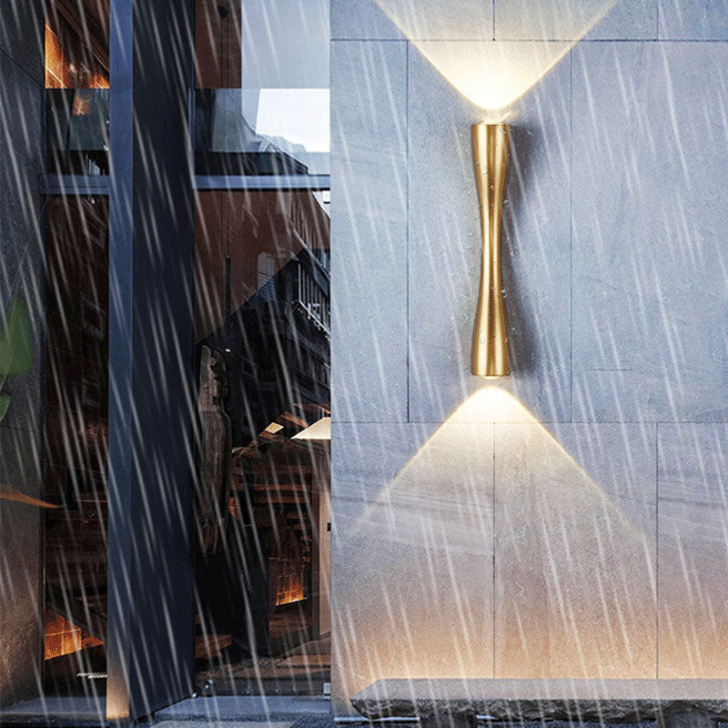RéconfortGlow – Elegant Waterproof Wall Lamp for Indoors and Outdoors