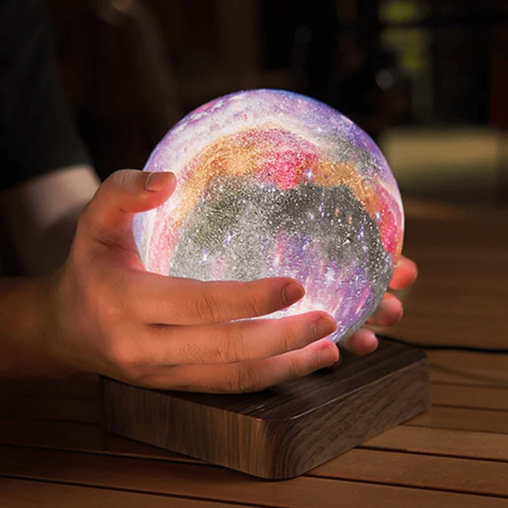 Levitating Moon Lamp - Magical Ambiance with 16 Colors