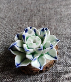 LotusBloom Incense Holder - Elegant Fragrance Accessory for Your Home