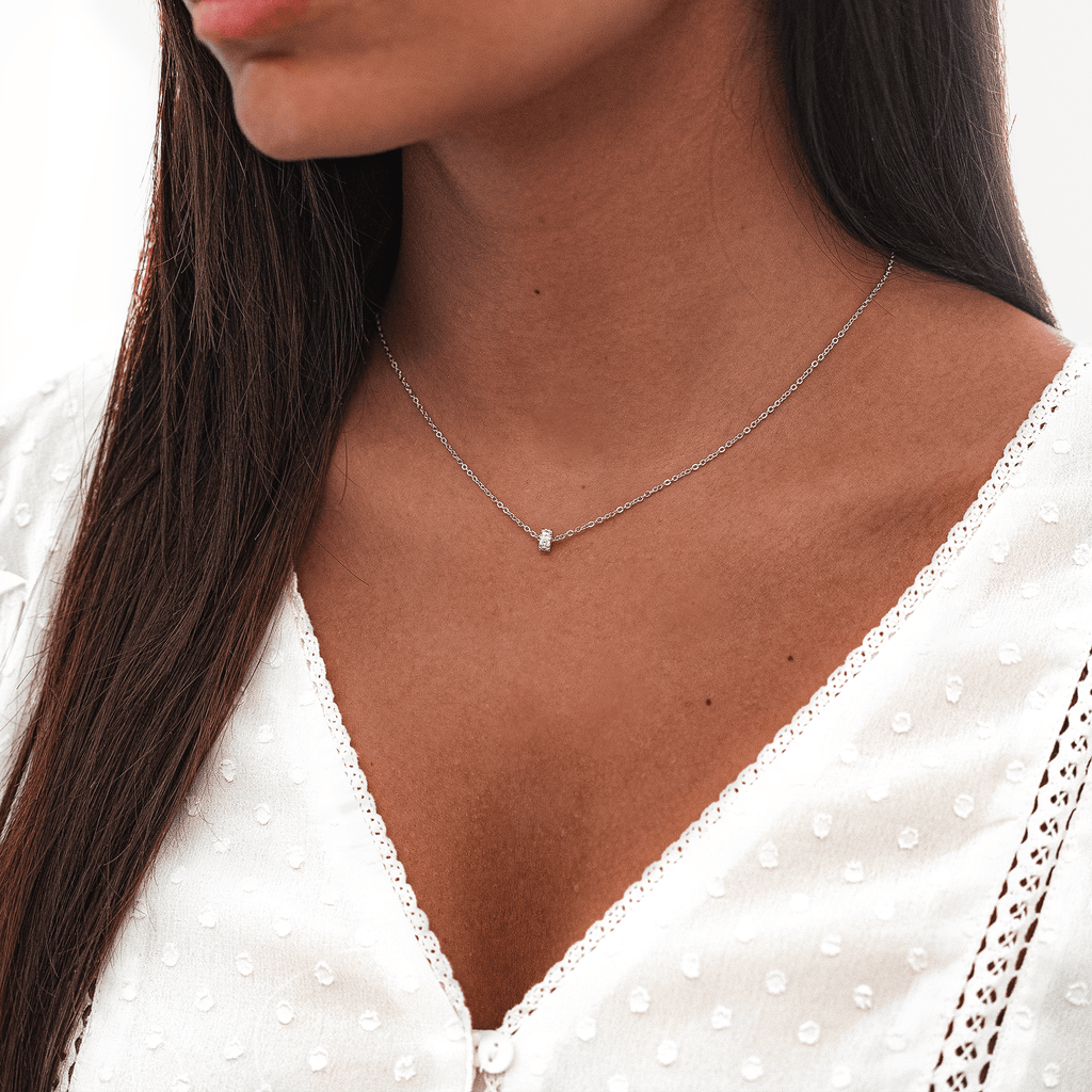 Radiant Circle Necklace - Valerie