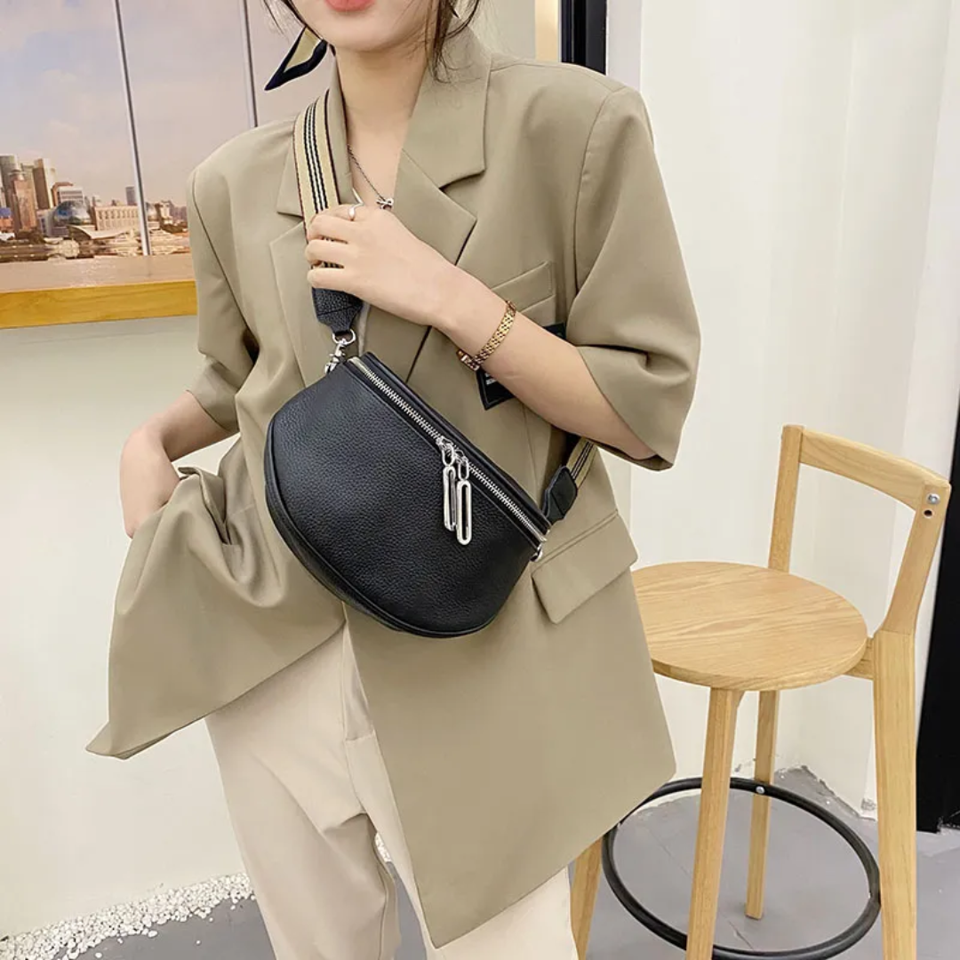Lucy LeatherBag – Trendy and Cute Leather Saddle Bag