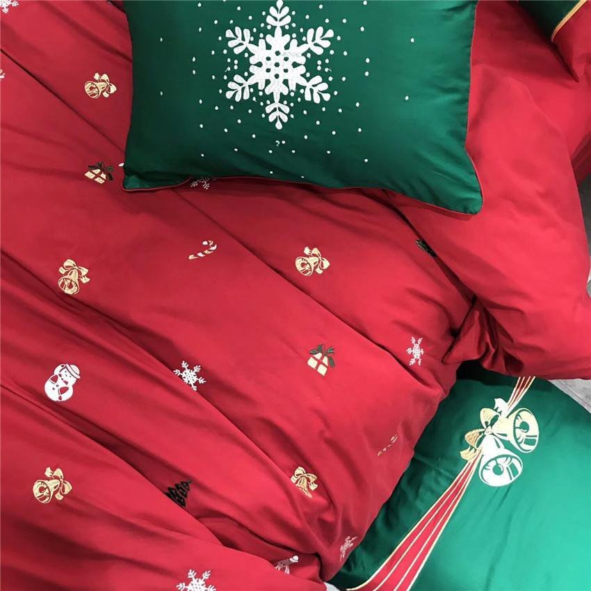 Yuletide Magic – Luxury Christmas Duvet Cover Set