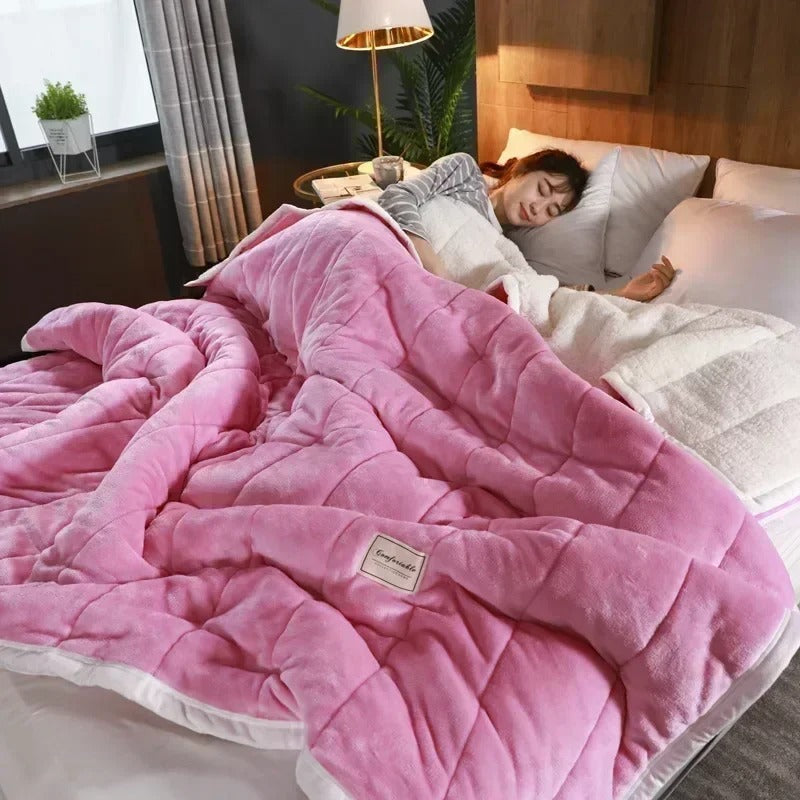CoralLuxe – Super-soft Blanket for Cold Nights