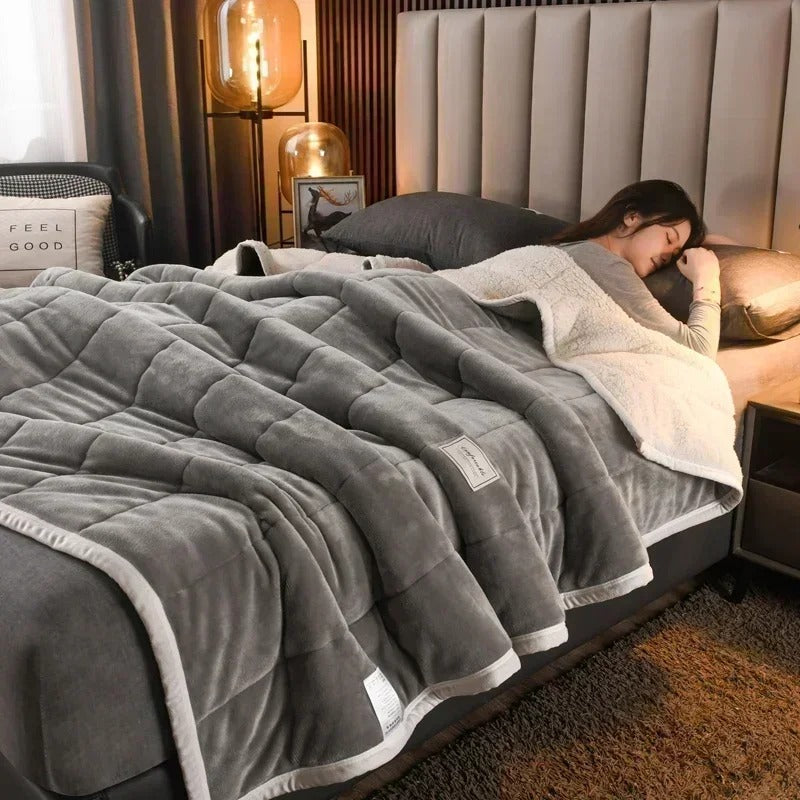 CoralLuxe – Super-soft Blanket for Cold Nights