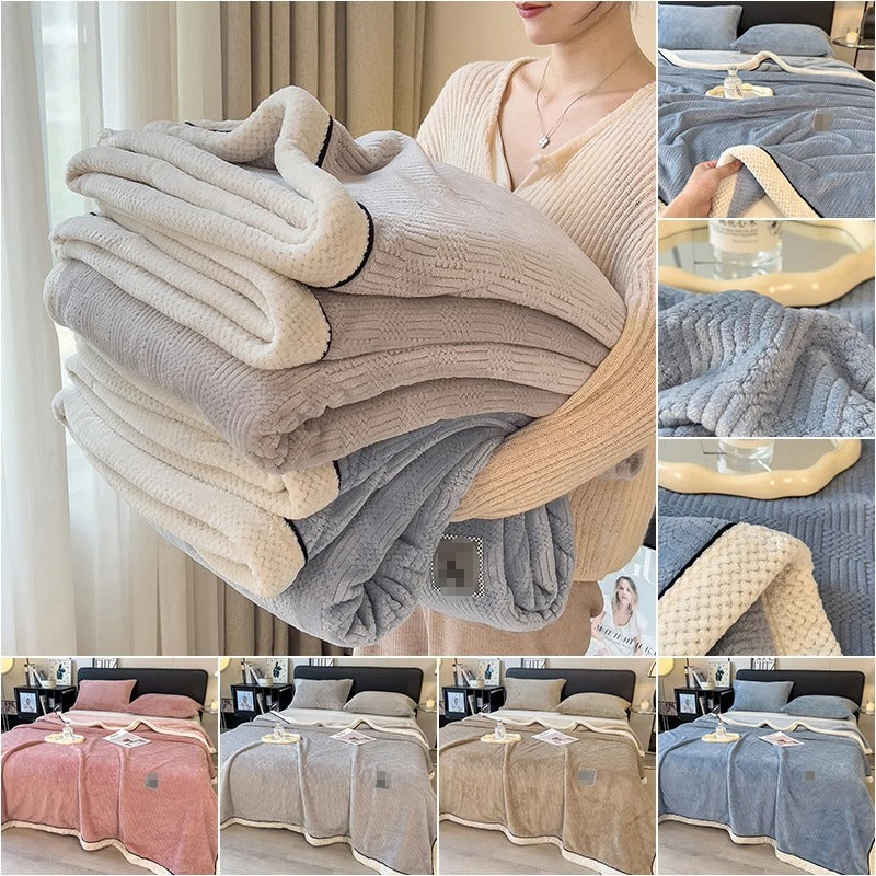 Coral Fleece Luxury Blanket – Soft and Warm for Your Living Room