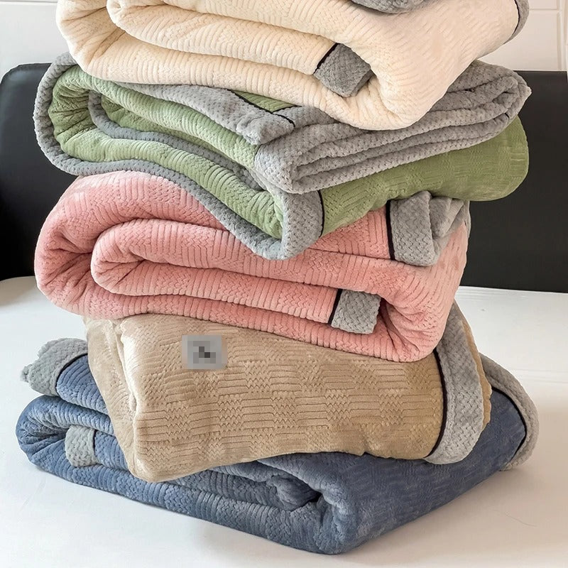 Coral Fleece Luxury Blanket – Soft and Warm for Your Living Room
