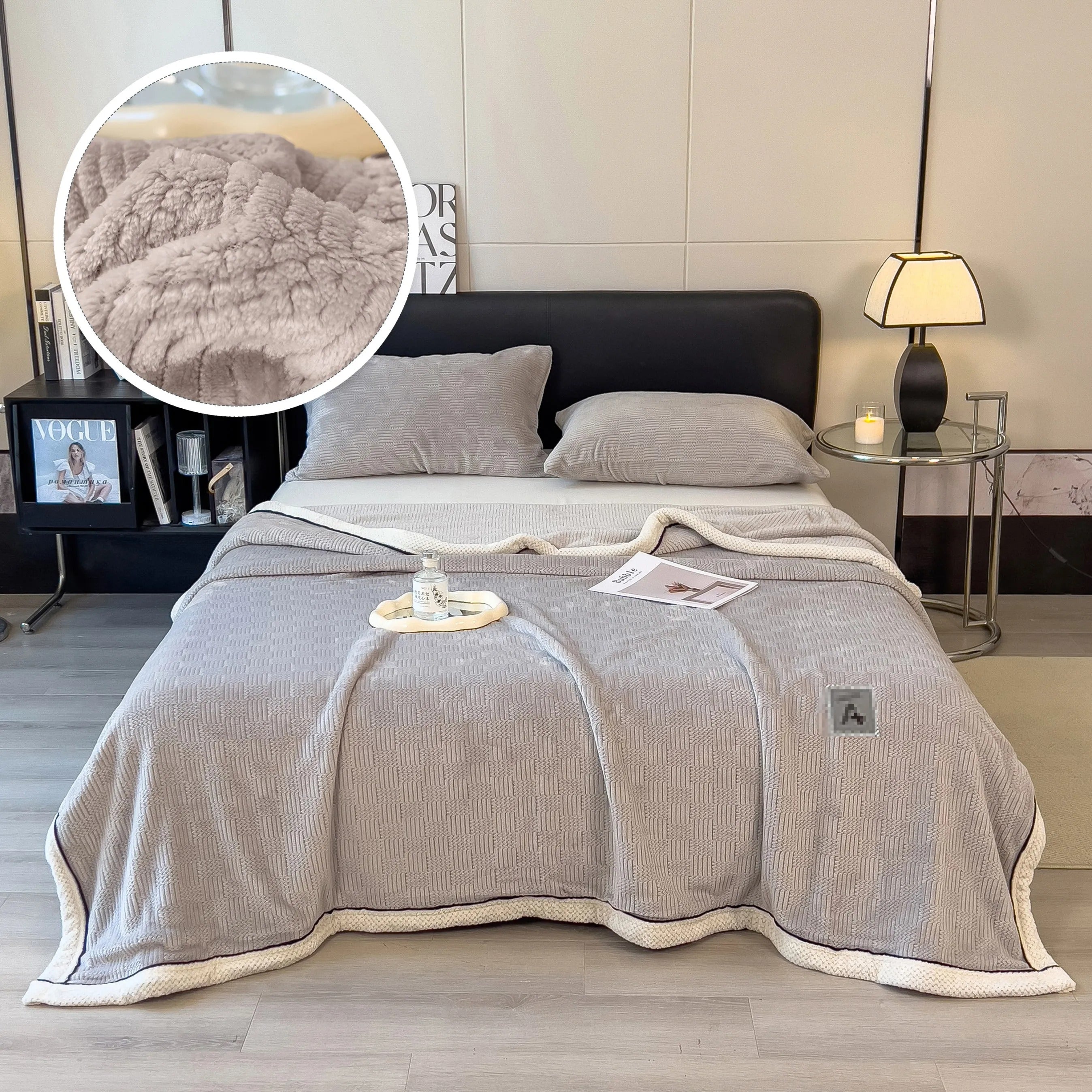 Coral Fleece Luxury Blanket – Soft and Warm for Your Living Room