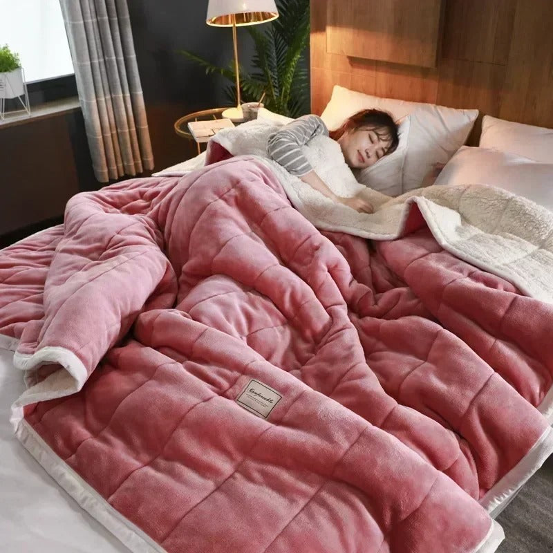 CoralLuxe – Super-soft Blanket for Cold Nights