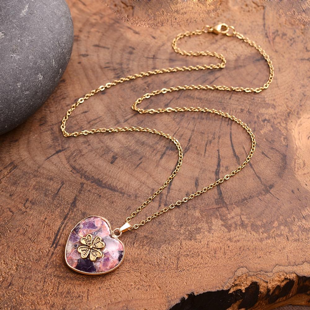 LuckyStone Necklace – Stylish Four-Leaf Clover Jewelry