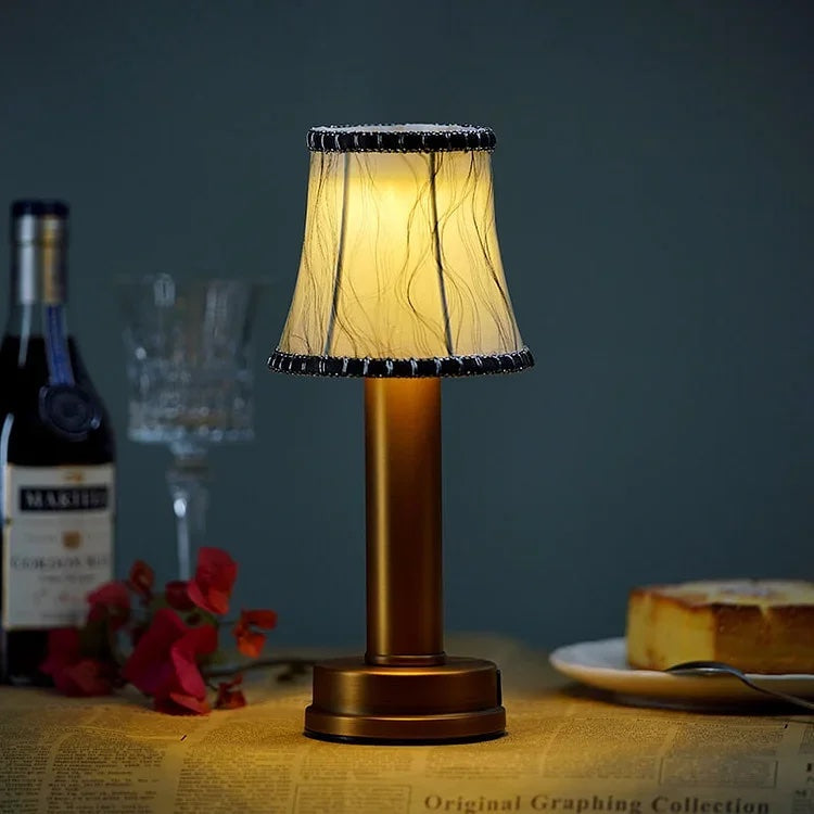 Wireless Elegance: Luxurious Dimmable Fabric Table Lamp