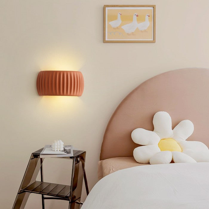 Luxurious Art Deco Resin Wall Lamp - Illuminate Your Interior