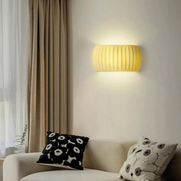 Luxurious Art Deco Resin Wall Lamp - Illuminate Your Interior