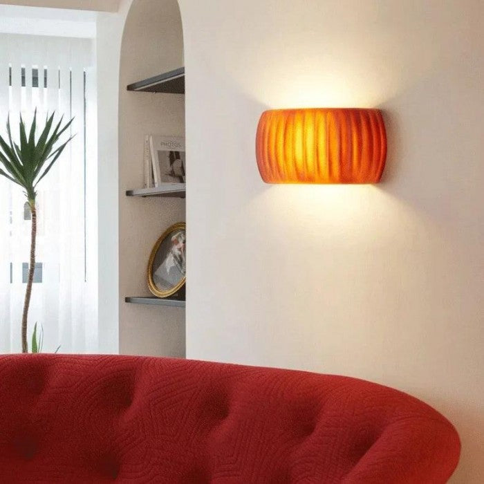 Luxurious Art Deco Resin Wall Lamp - Illuminate Your Interior