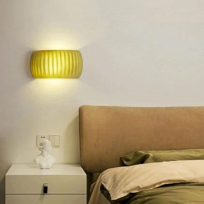 Luxurious Art Deco Resin Wall Lamp - Illuminate Your Interior
