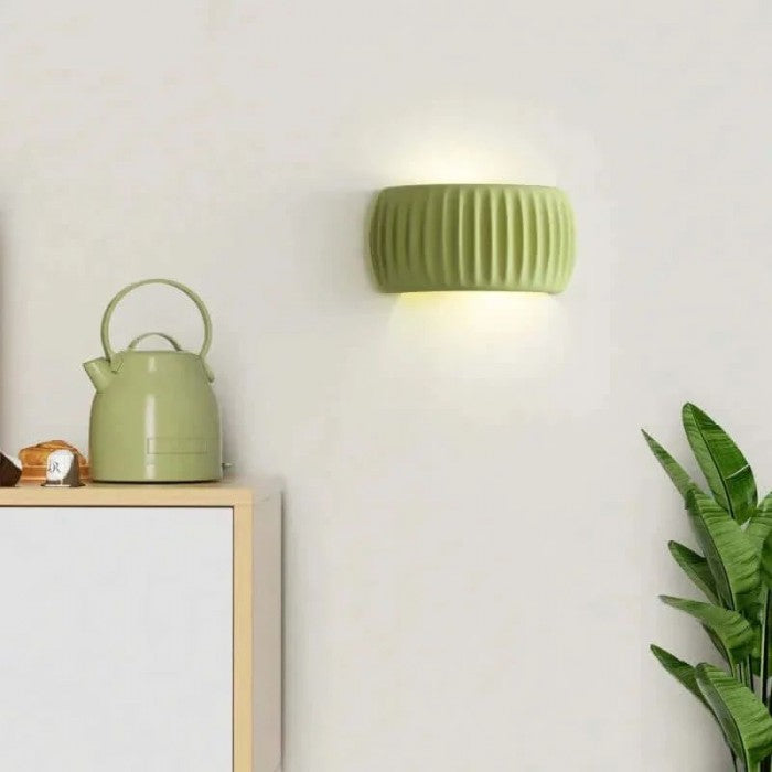 Luxurious Art Deco Resin Wall Lamp - Illuminate Your Interior