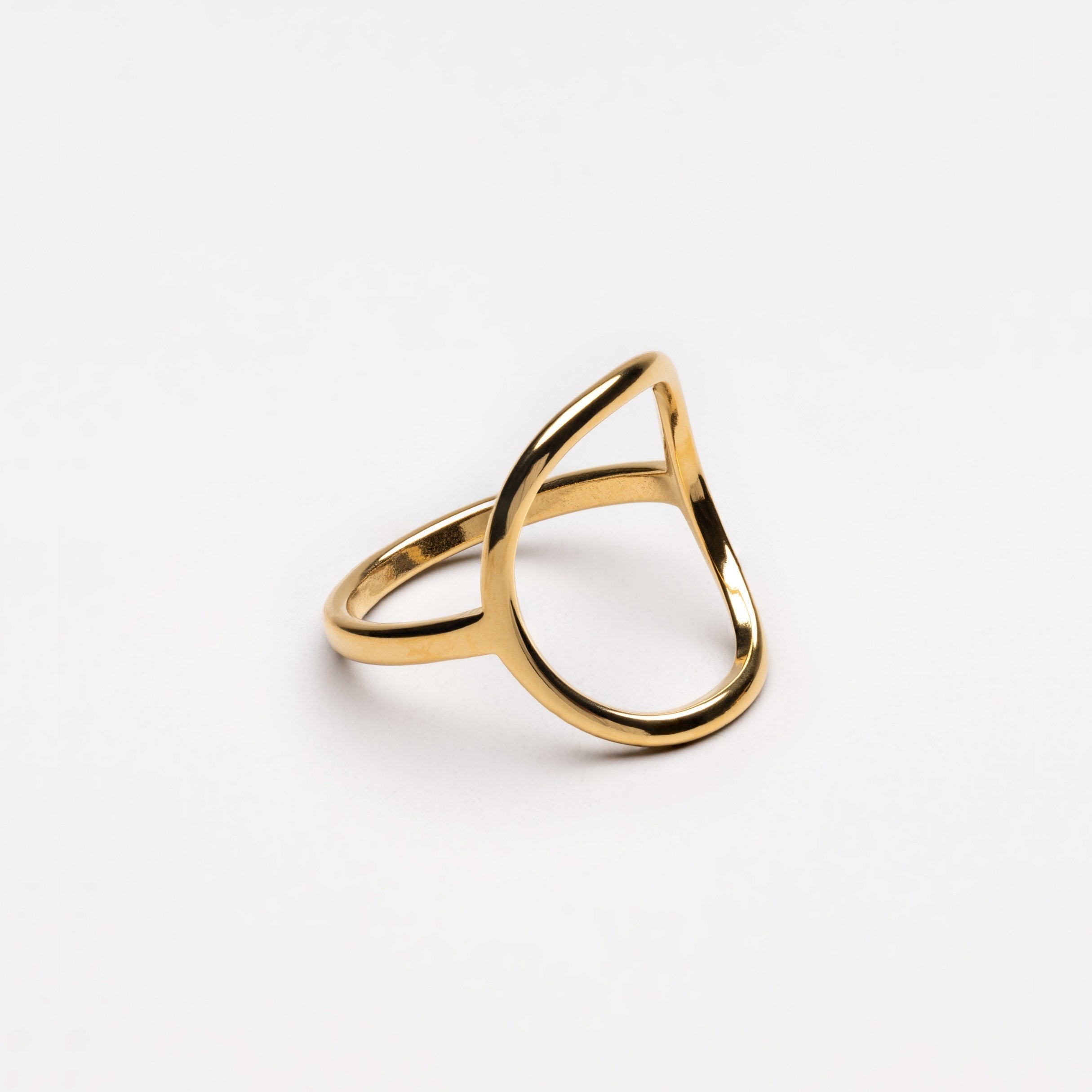Noa Oval Ring - Elevate Your Style