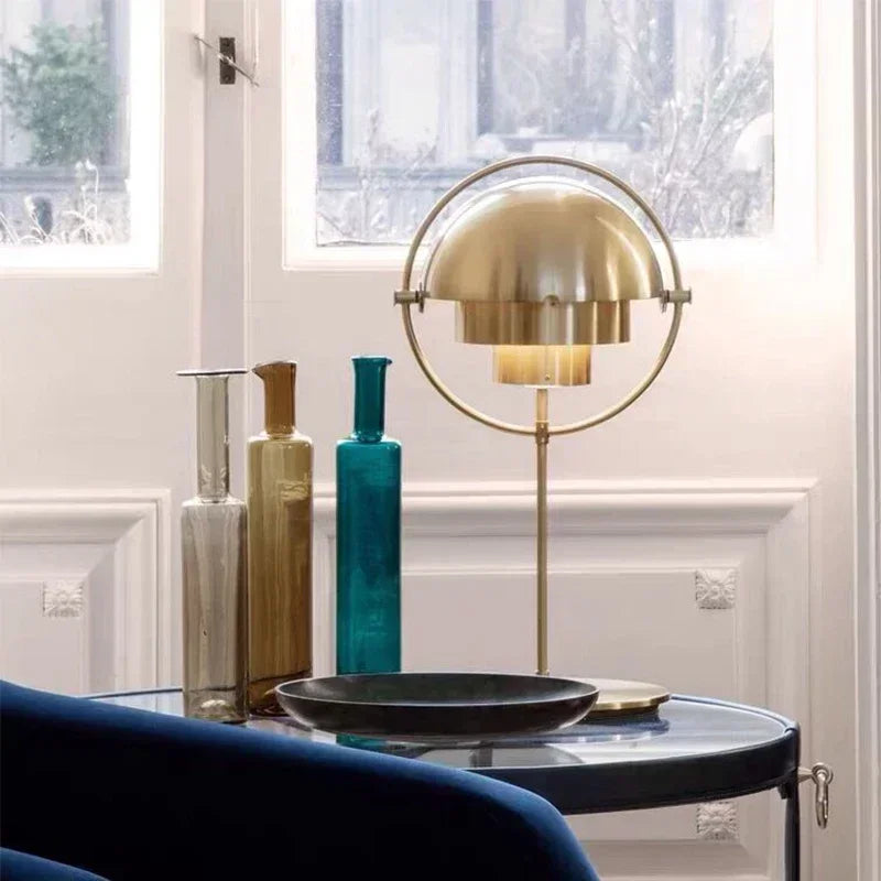 Stylish Glow - Luxury LED Table Lamp in Black and Gold
