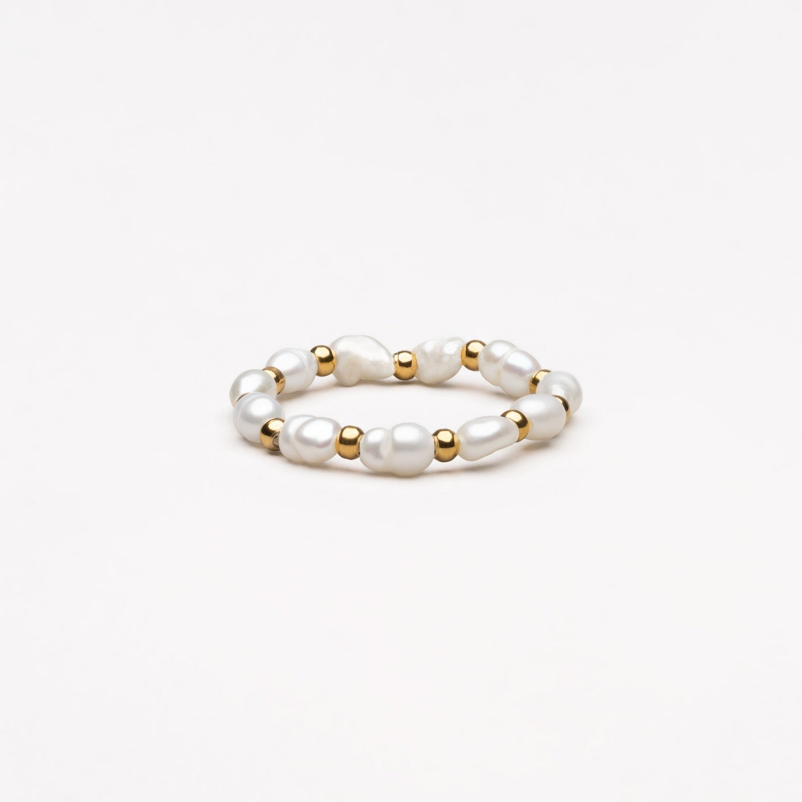 Elegant Women's Ring - Isle Collection