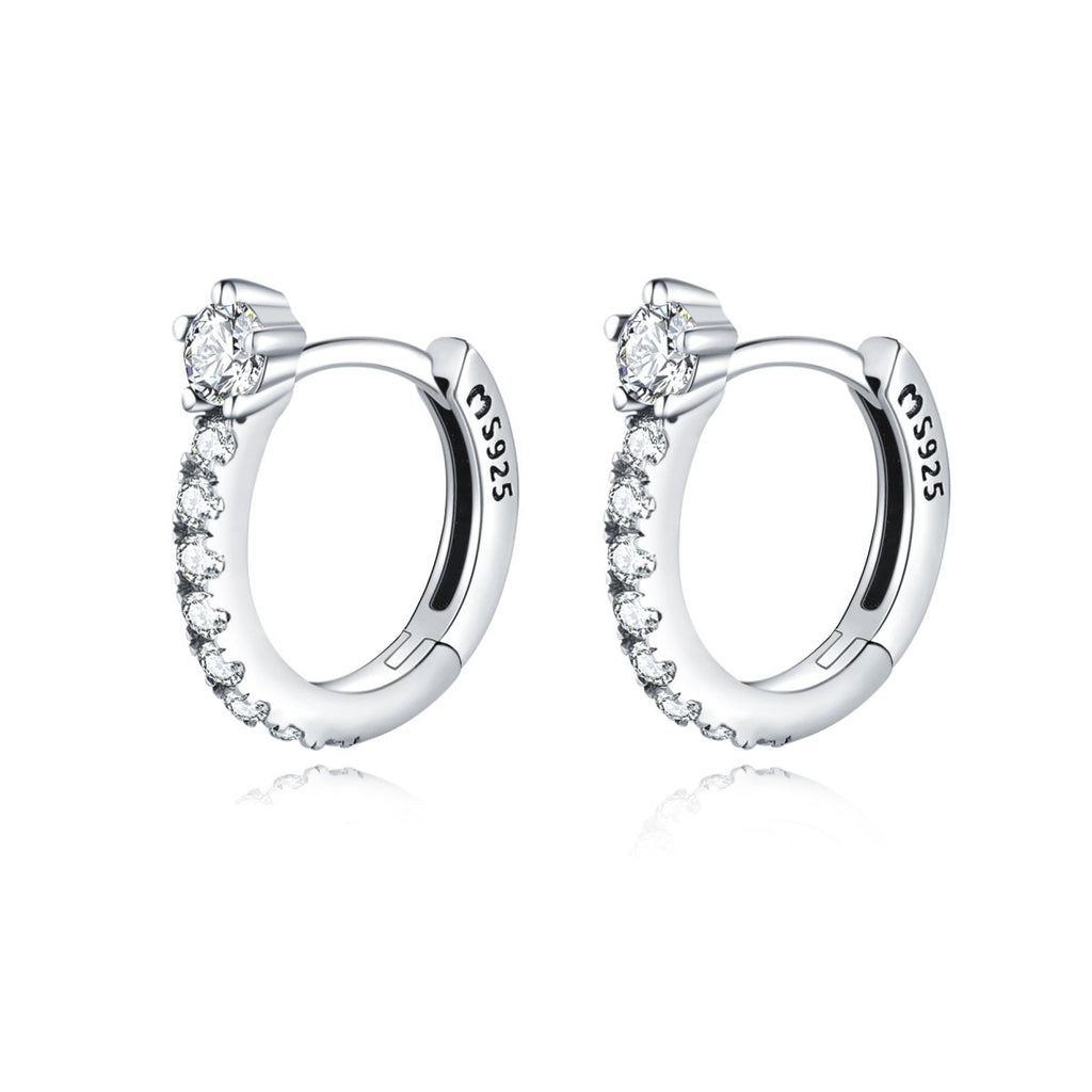 Livia Radiant Earrings: Illuminate Your Look with Elegance