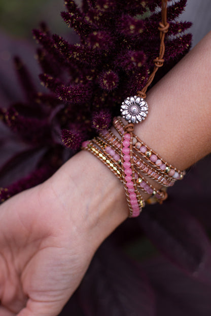Amoria Armband – Elegantes goldenes Rosenquarz-Armband