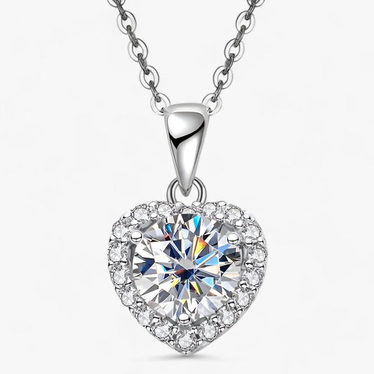 Amouria - Luxury Moissanite Heart-Shaped Pendant Necklace