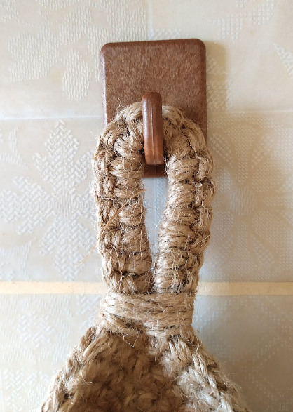 Stylish EcoWeave Hanging Basket - for Sustainable Storage of Fruits and Vegetables