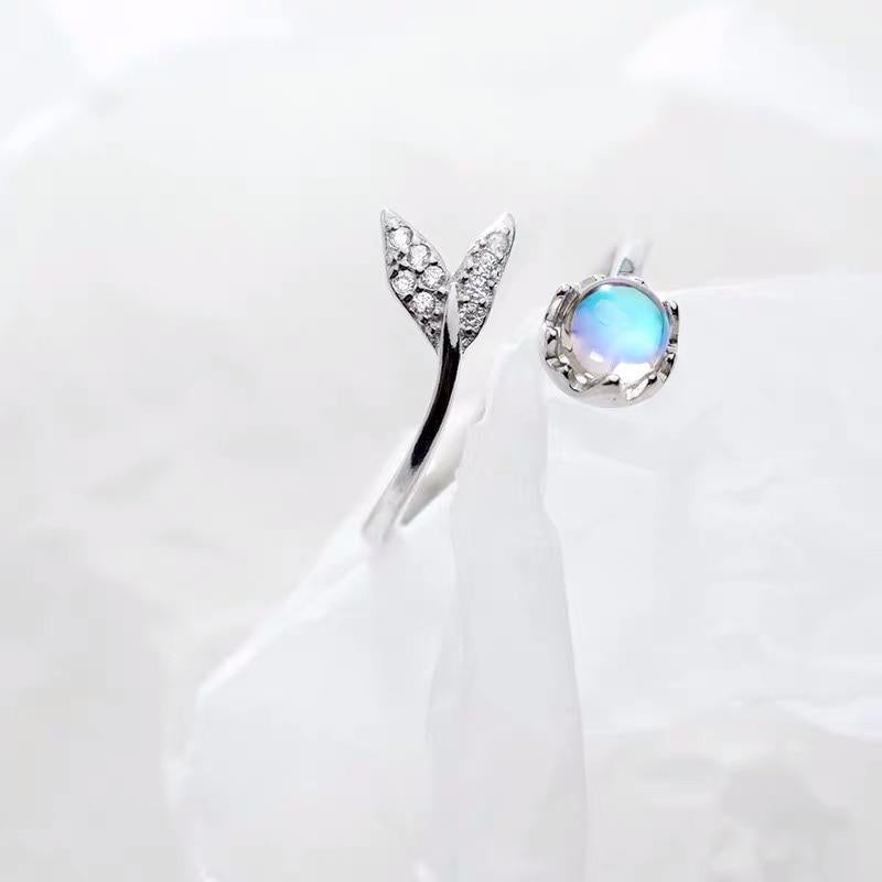 Beautiful Adjustable Dolphin Tail Ring with Radiant Blue Zirconia - Nerina