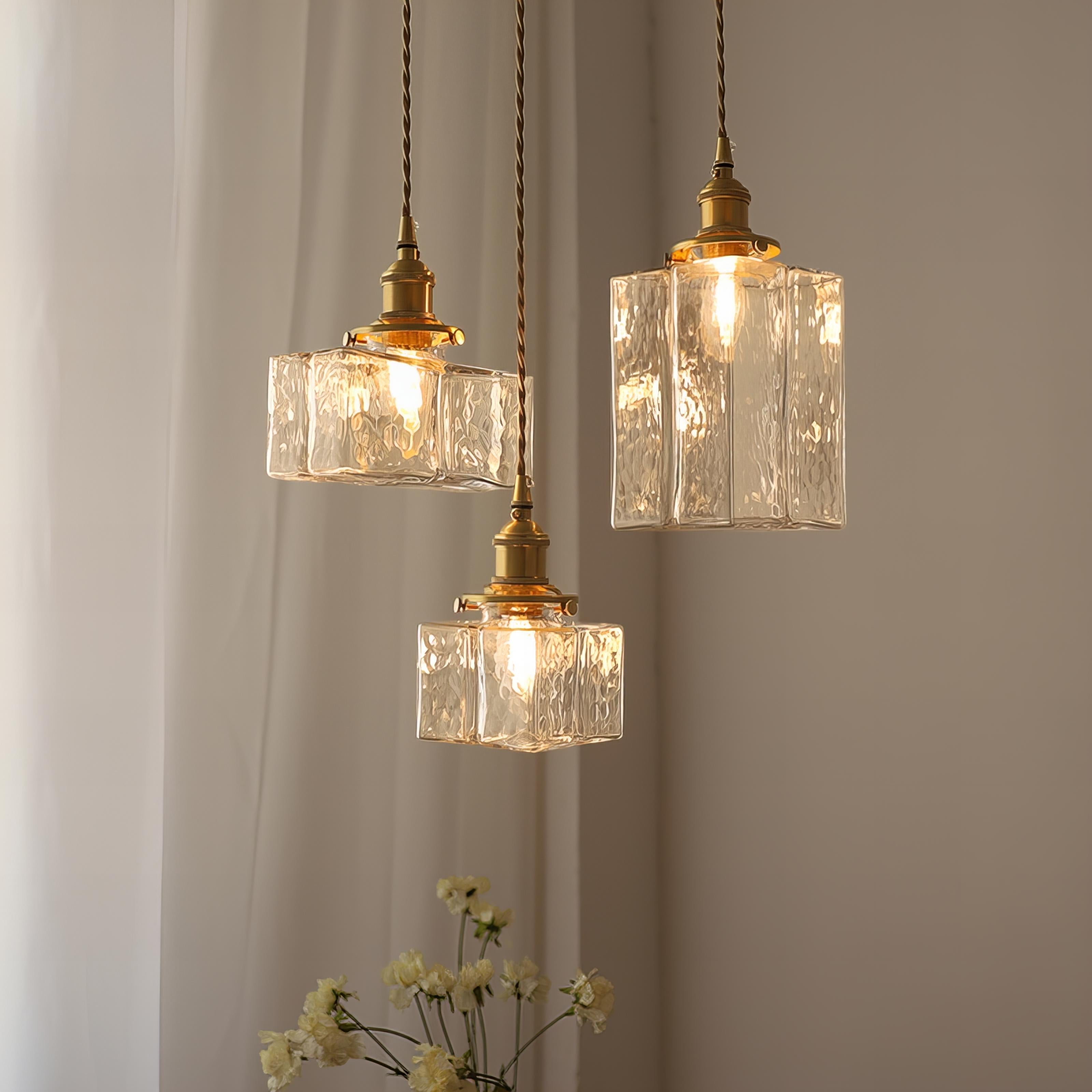 Lumière Light – Elegant Pendant Lamp with Gold Cable
