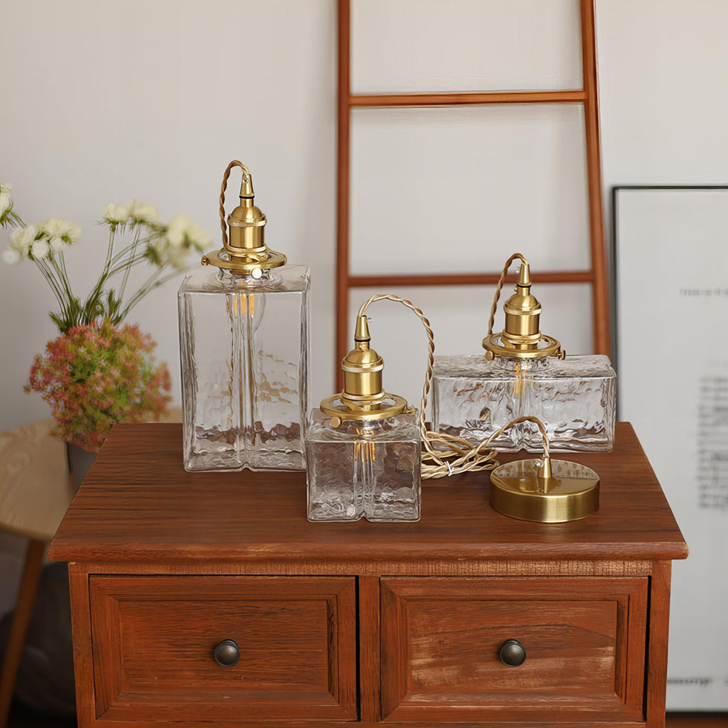Lumière Light – Elegant Pendant Lamp with Gold Cable
