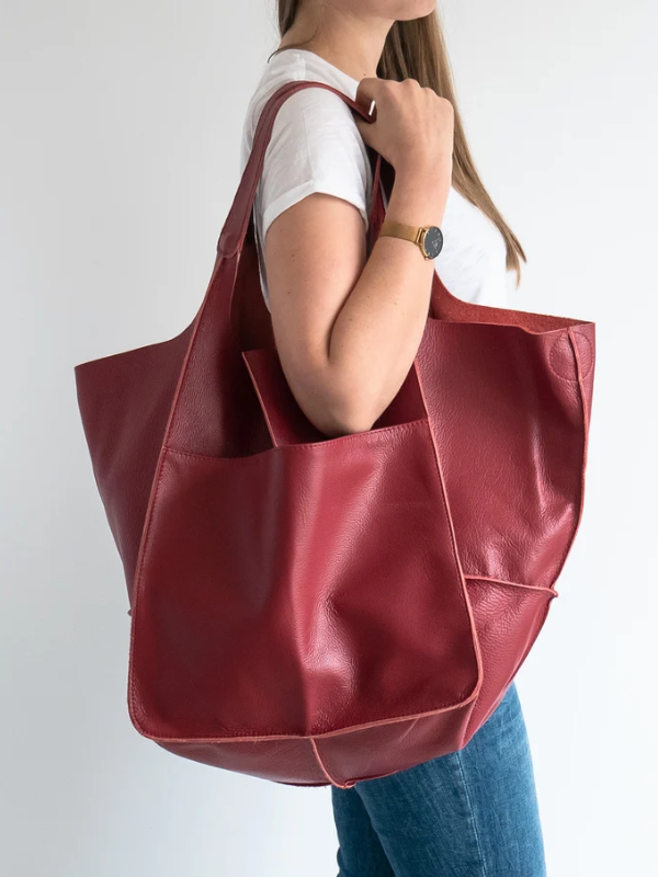 Maxine Tote – Stylish and Unique Beach Bag
