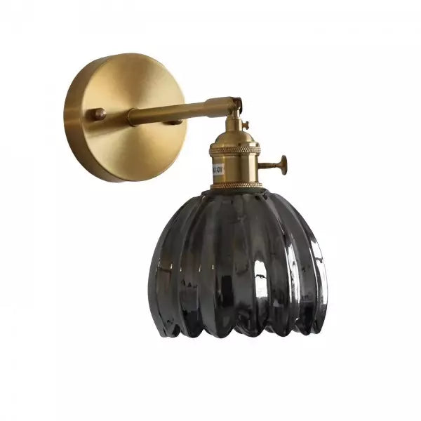 RetroLume – Tulip-shaped Glass Wall Lamp with Vintage Charm