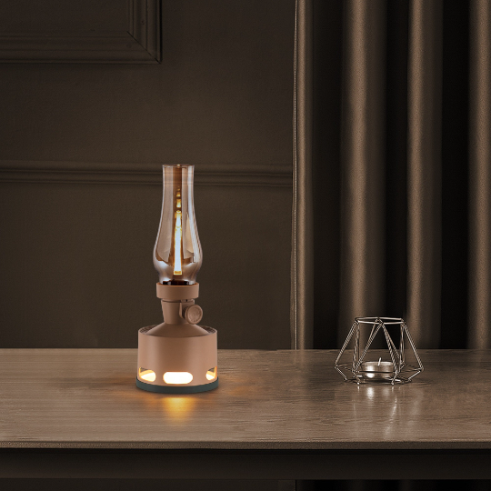 NostalgiaLamp - Vintage LED Lantern for Atmospheric Evenings