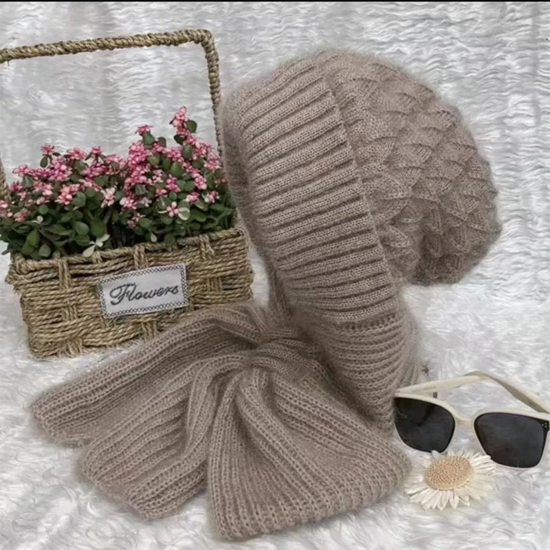 CozyWind Beanie & Scarf Set - Women's Winter Fashion