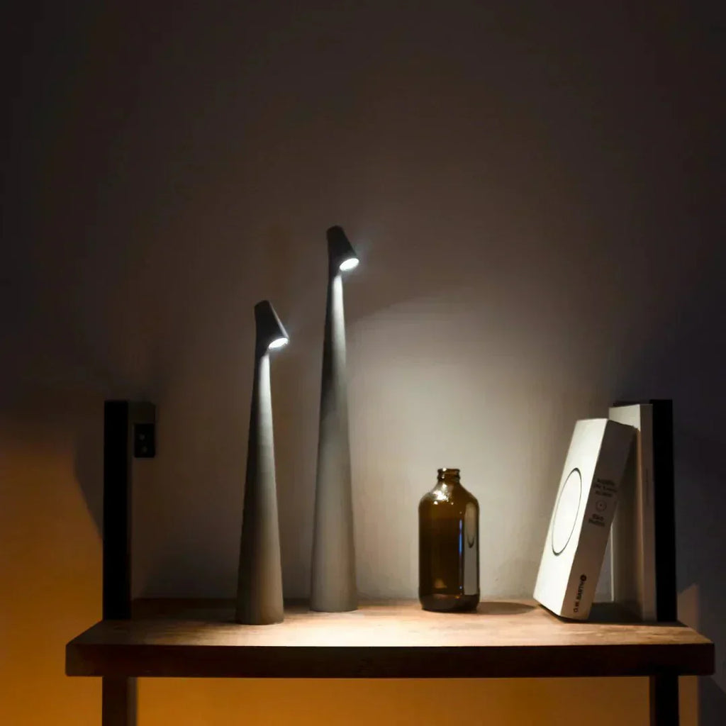 Spark Touch - Elegant Wireless Table Lamp with Adjustable Brightness
