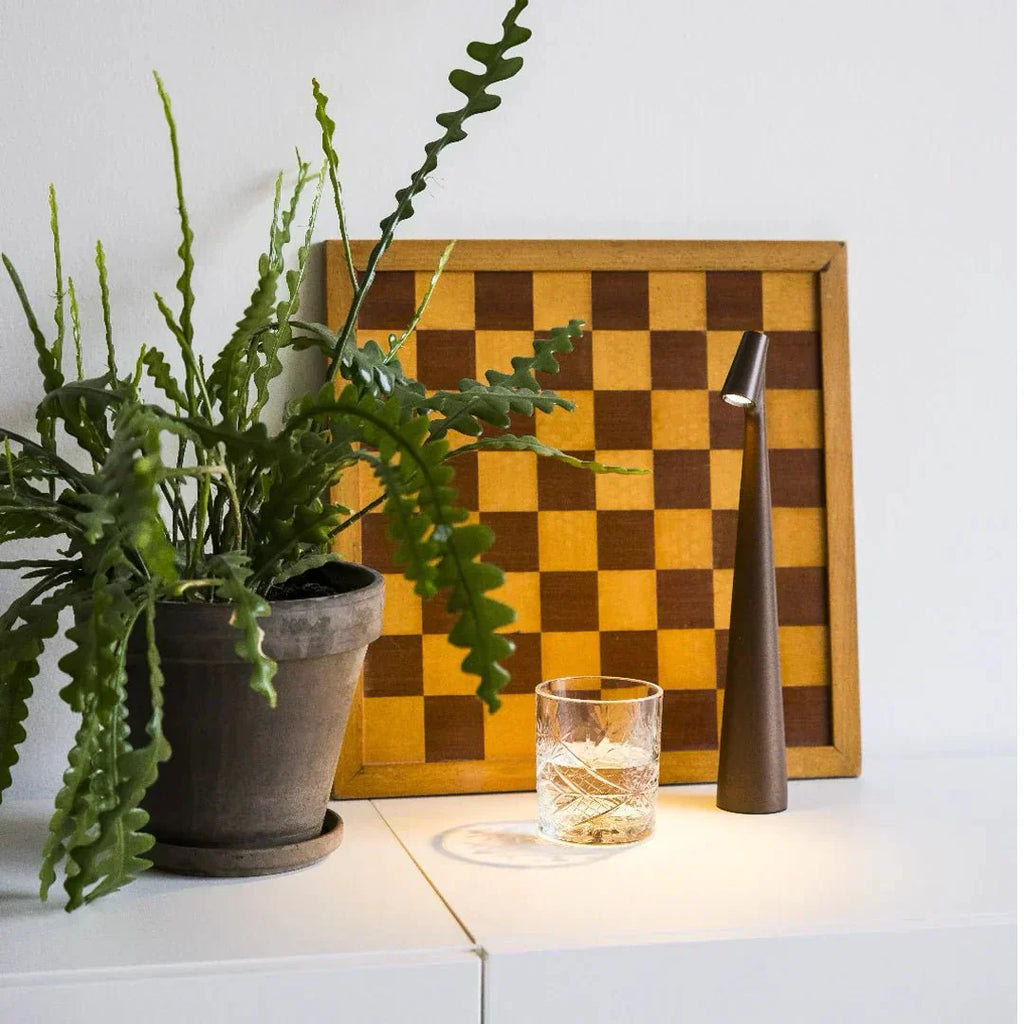 Spark Touch - Elegant Wireless Table Lamp with Adjustable Brightness