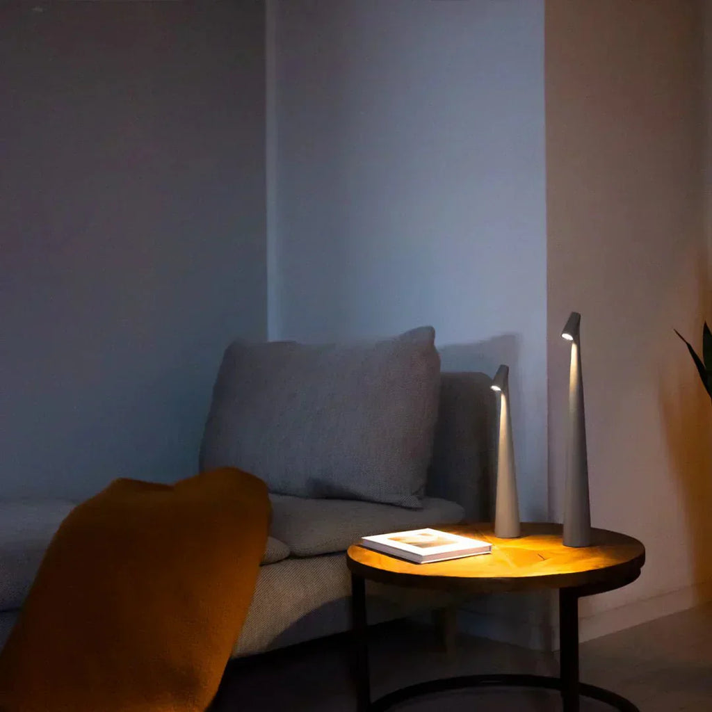 Spark Touch - Elegant Wireless Table Lamp with Adjustable Brightness