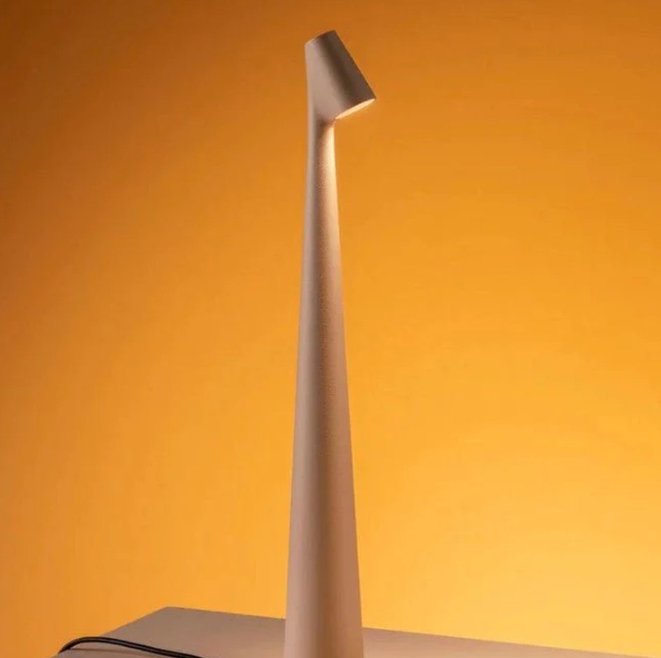 Spark Touch - Elegant Wireless Table Lamp with Adjustable Brightness
