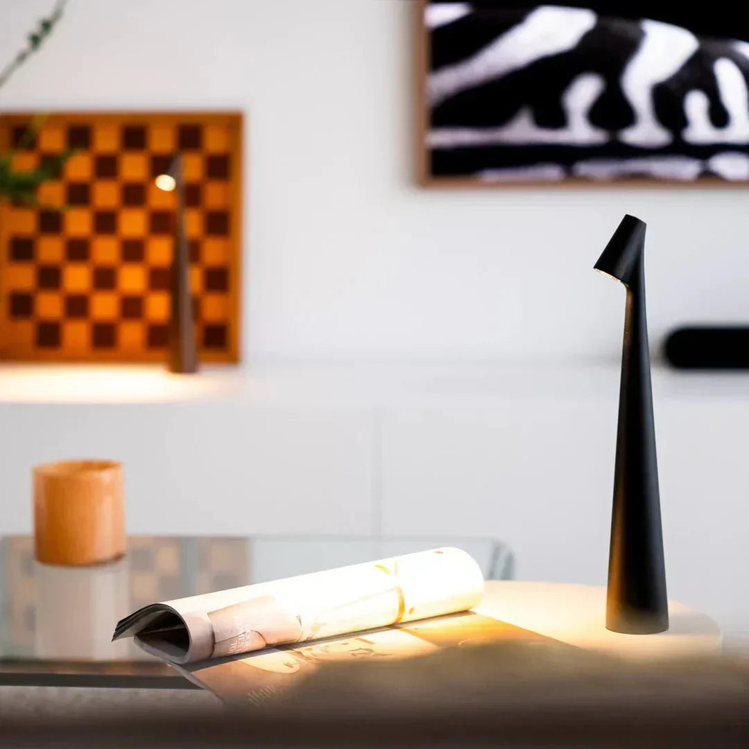 Spark Touch - Elegant Wireless Table Lamp with Adjustable Brightness