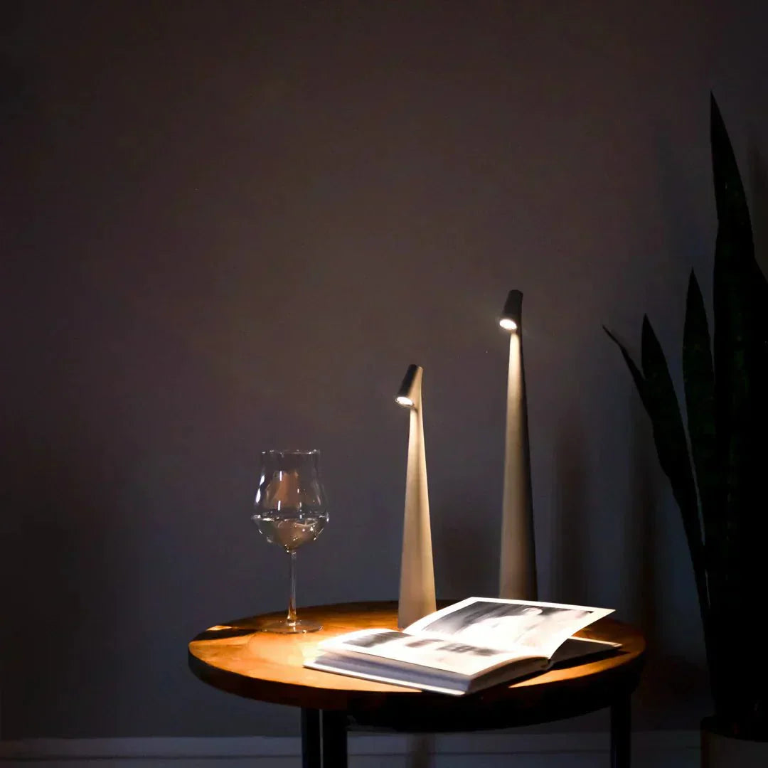 Spark Touch - Elegant Wireless Table Lamp with Adjustable Brightness