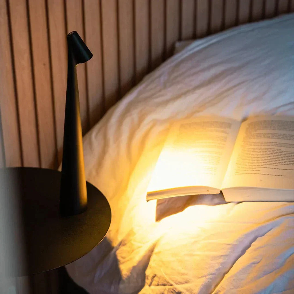 Spark Touch - Elegant Wireless Table Lamp with Adjustable Brightness