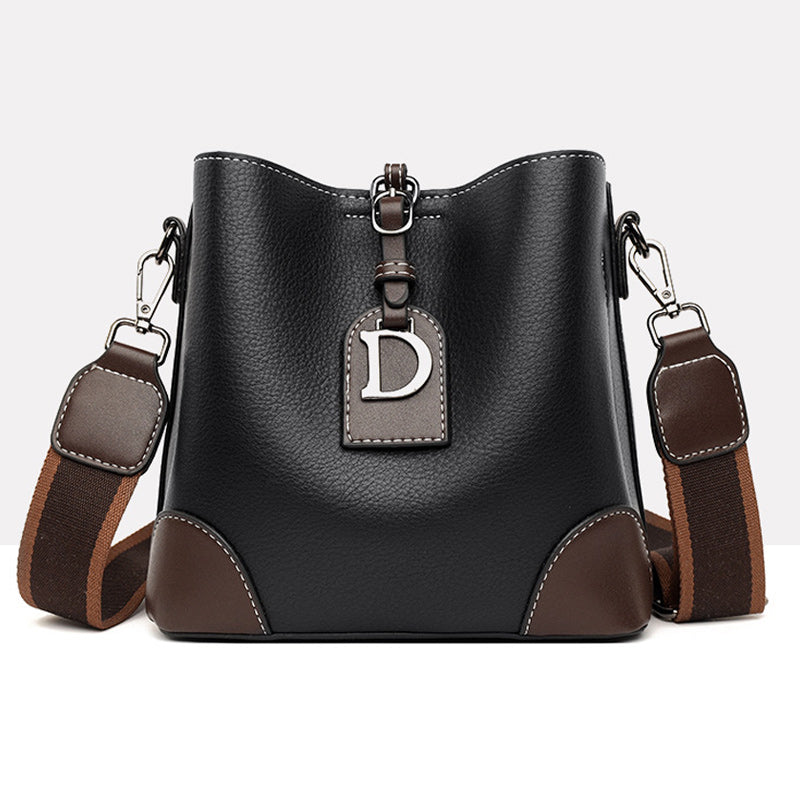 EleganceCross - Luxurious and Practical Shoulder Bag for Everyday