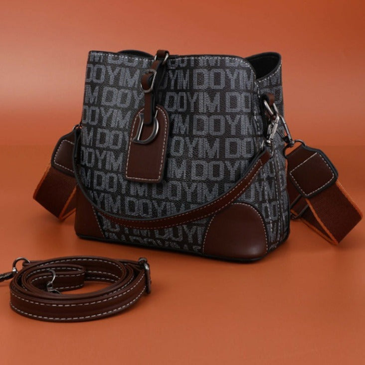 EleganceCross - Luxurious and Practical Shoulder Bag for Everyday