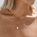 Elegant Pearl Necklace with Refined Clasp - Lucía