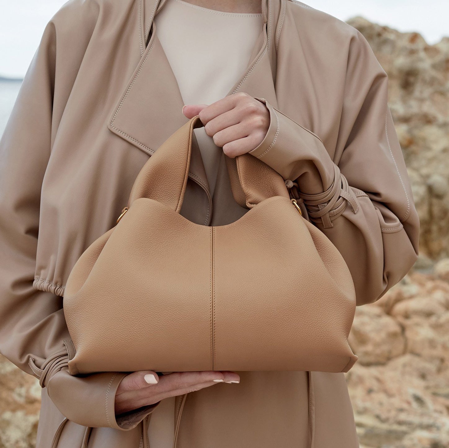PureElegance Bag - Luxurious Vintage Leather Women's Handbag