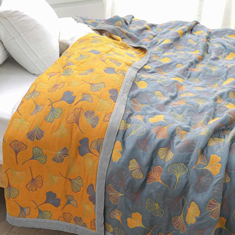 Luxury Duvet with Elegant Leaf Motif – Premium Cotton