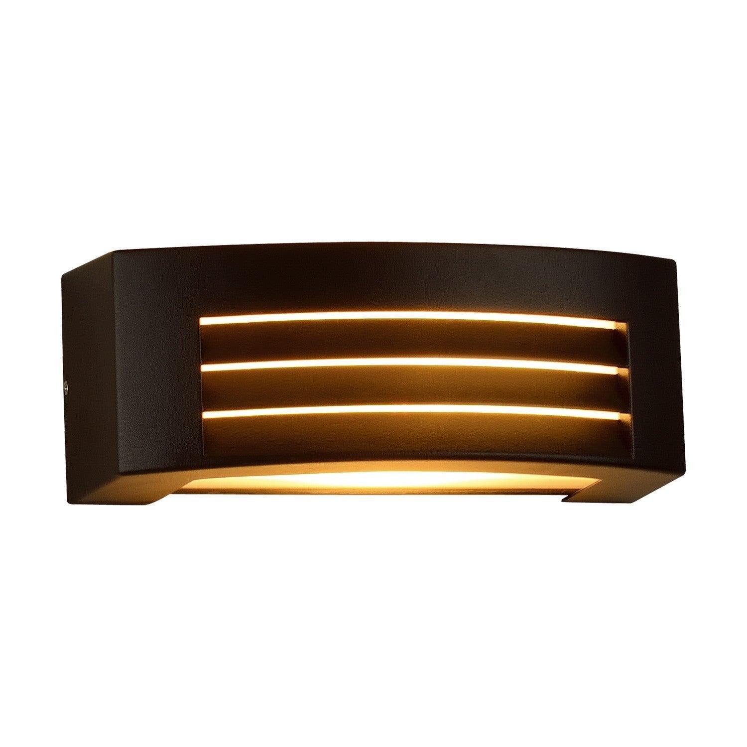 GardaOutdoor Light – Robust Black Wall Lamp IP54