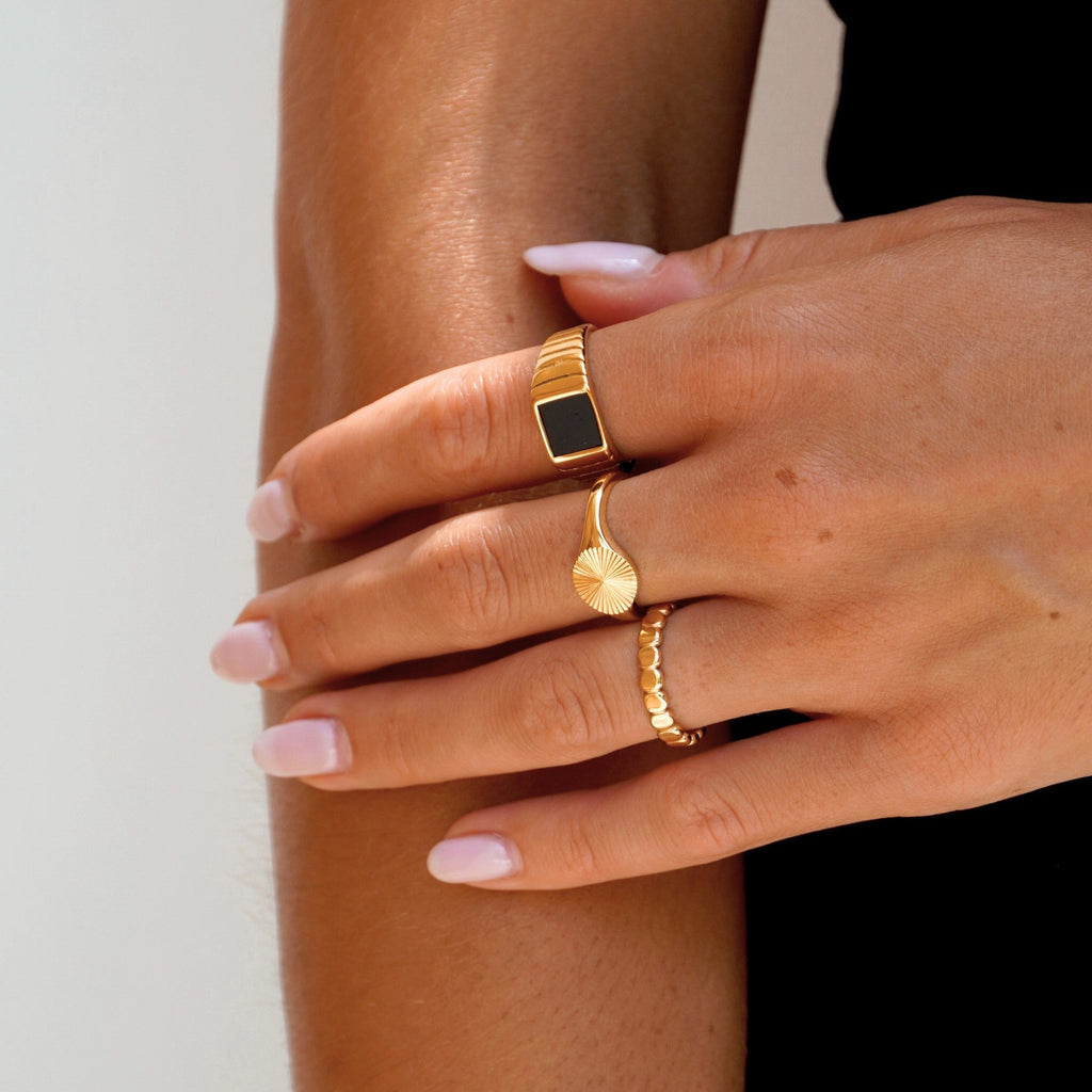 Elegant Elina Bead Ring for a Timeless Look