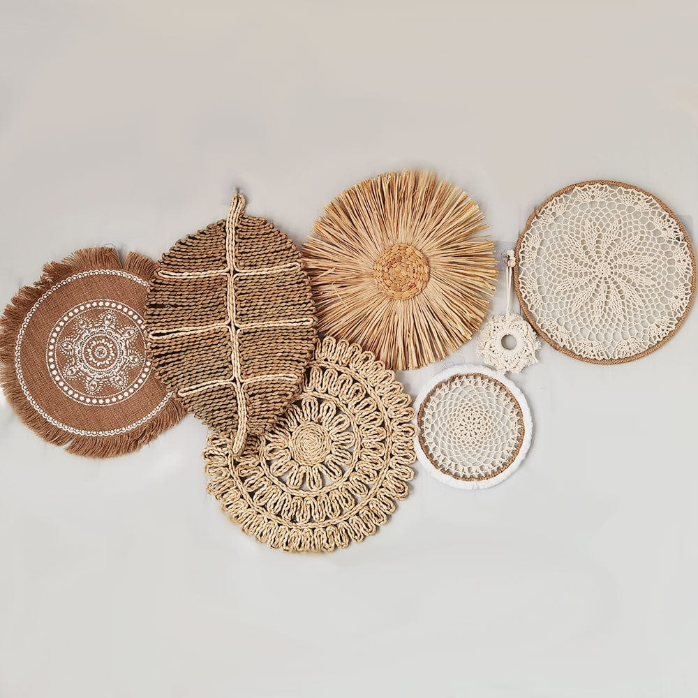 NatureNest - Bohemian Rattan Wall Decor for Autumn