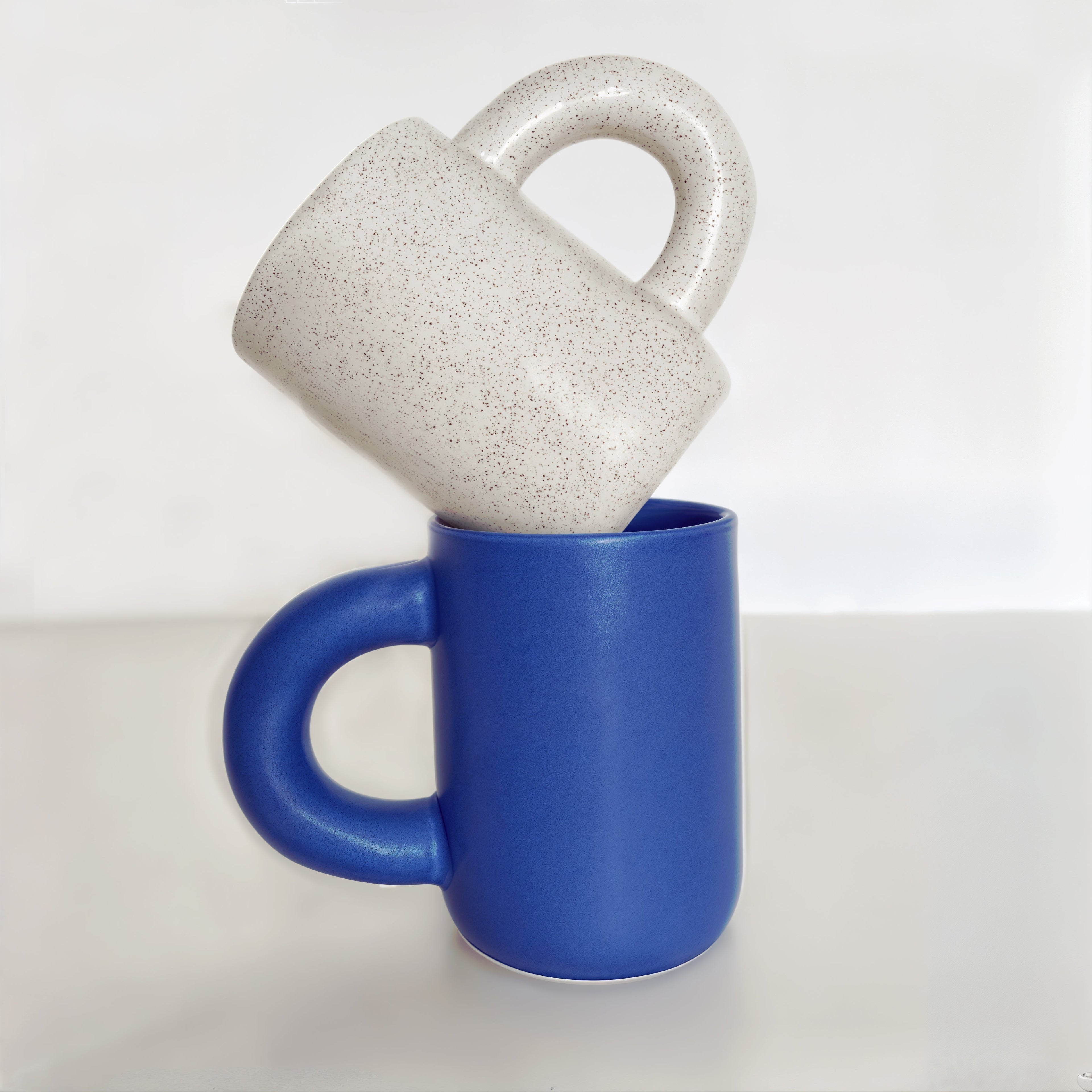 Athenea Cup – Luxury Porcelain Cup with Geometric Design